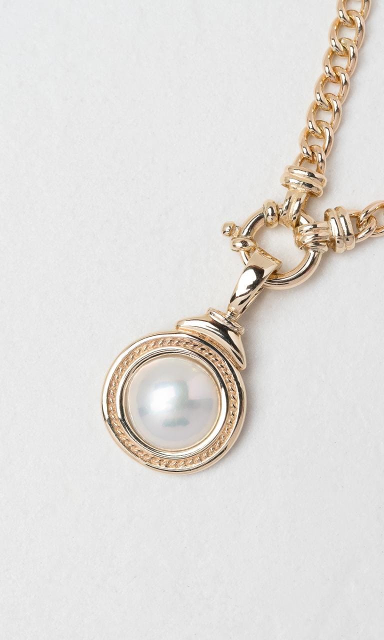 9K YG Mabe Pearl Decorative Pendant