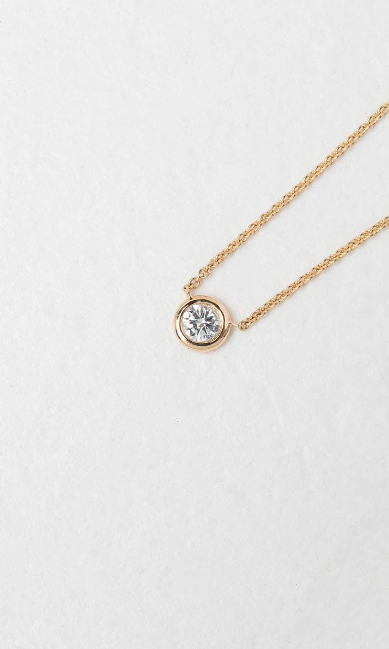 18K YG 0.25ct Round Brilliant Cut Diamond Solitaire Necklace