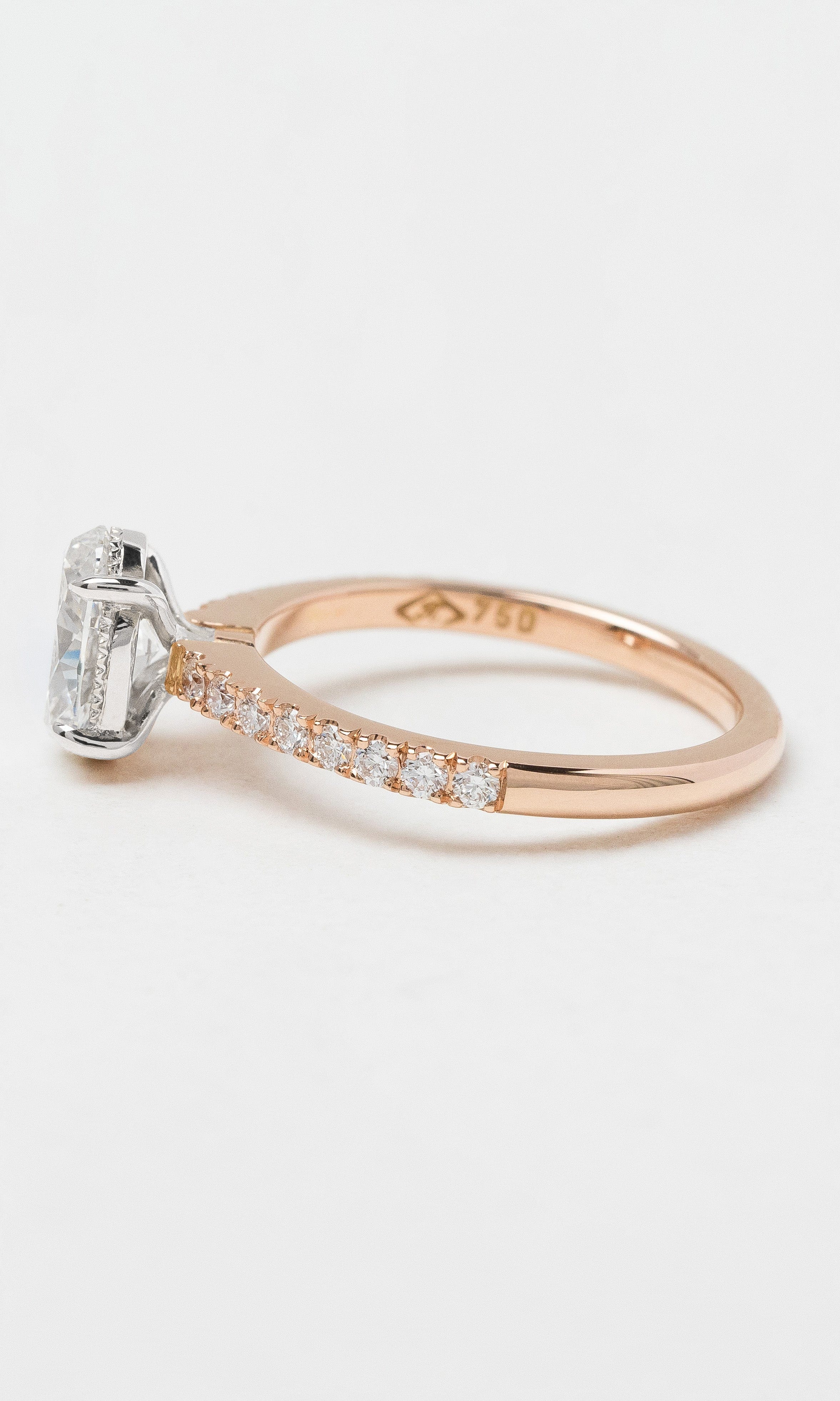 2024 © Hogans Family Jewellers 18K RWG Oval Solitaire Diamond Ring