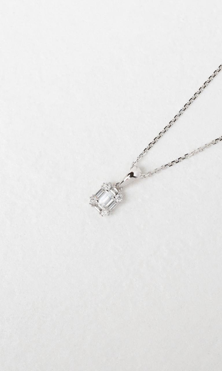 2024 © Hogans Family Jewellers 18K WG Emerald Cut Diamond Pendant