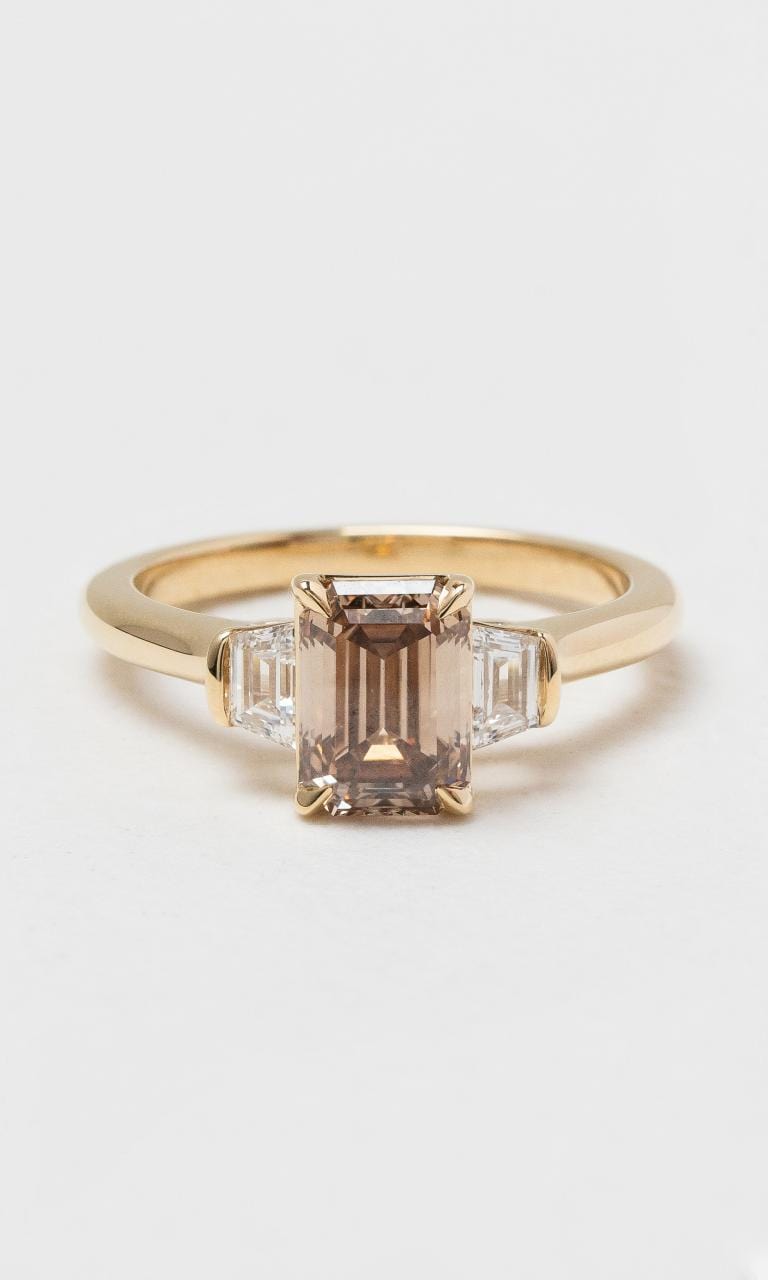 2024 © Hogans Family Jewellers 18K YG Emerald Cut Champagne Diamond Trilogy Ring