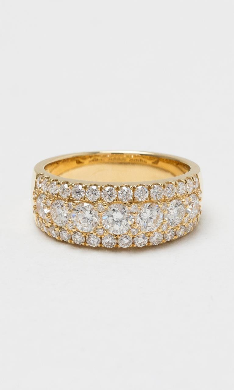 2024 © Hogans Family Jewellers 18K YG Round Brilliant Wide Diamond Dress Ring