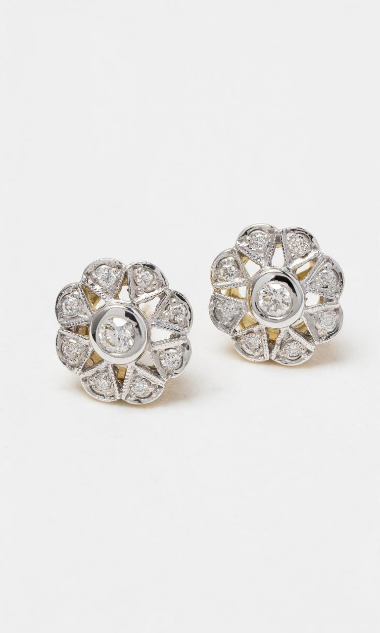 2024 © Hogans Family Jewellers 18K YWG Flower Cluster Diamond Stud Earrings