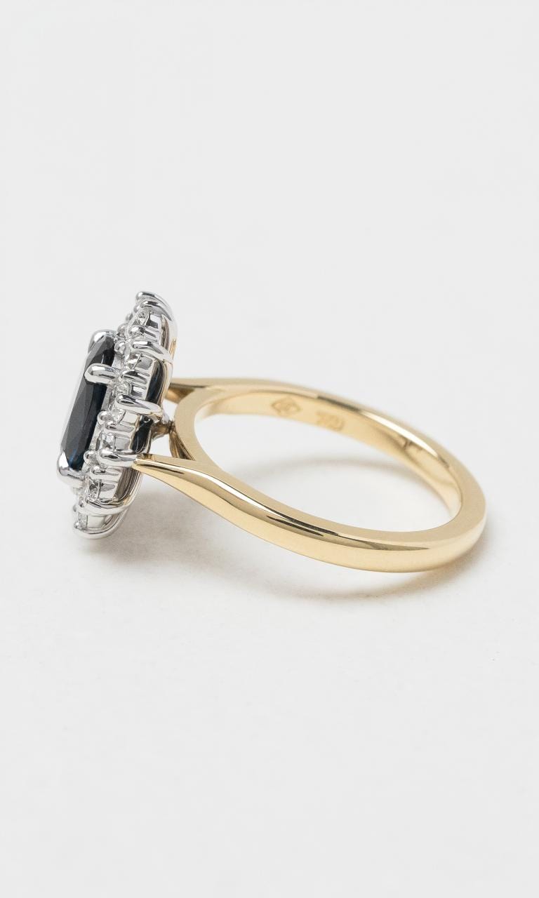 2024 © Hogans Family Jewellers 18K YWG Oval Australian Sapphire & Diamond Cluster Ring