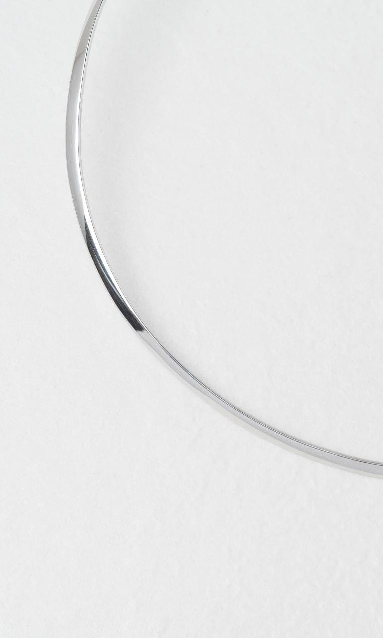 2024 © Hogans Family Jewellers 9K WG Curved Neck Cuff
