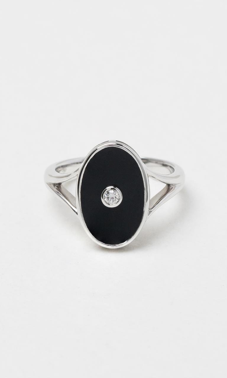 2024 © Hogans Family Jewellers 9K WG Oval Shaped Onyx Dress Ring