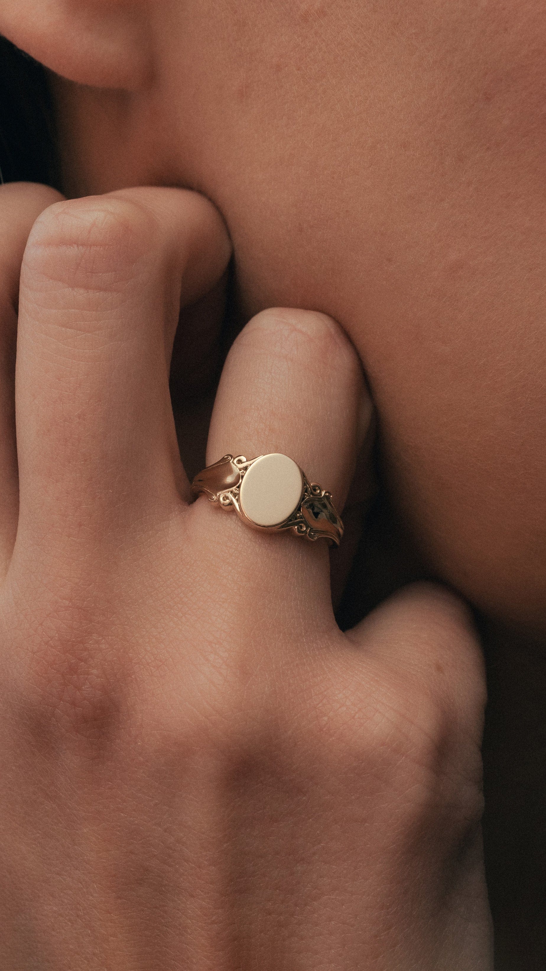 18K Antique Oval Signet Ring Hogans Family Jewellers