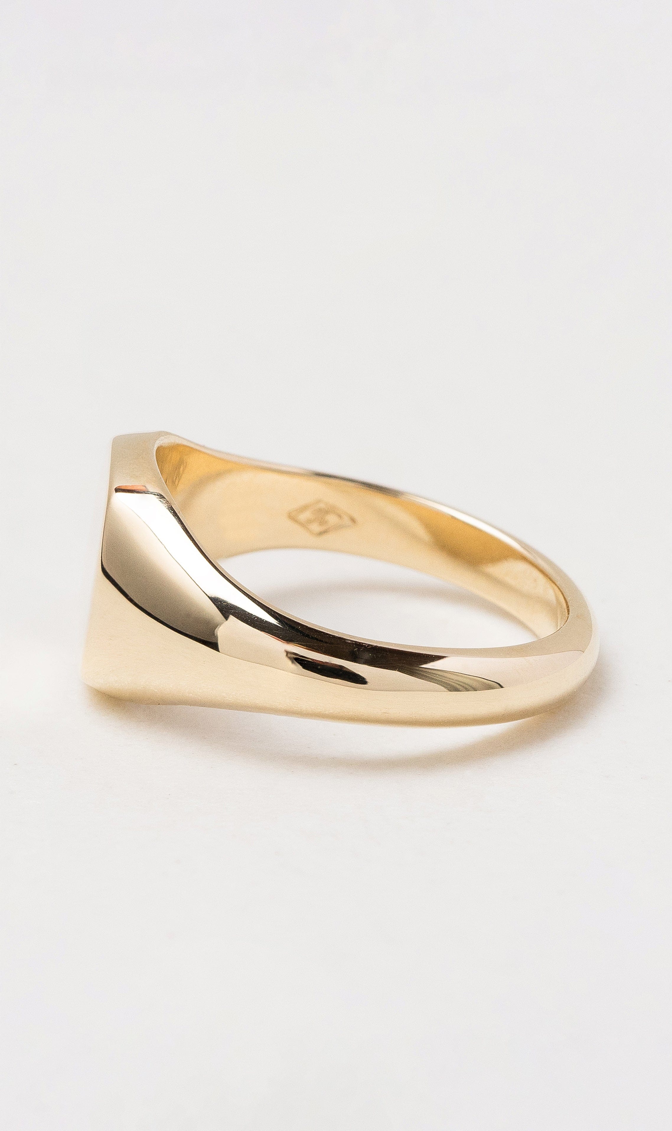 Hogans Family Jewellers Side Profile of 18K Yellow Gold Cushion Signet Ring
