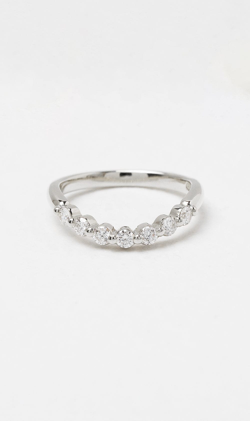 Hogans Family Jewellers 18K Medium Diamond Signet Huggie Band