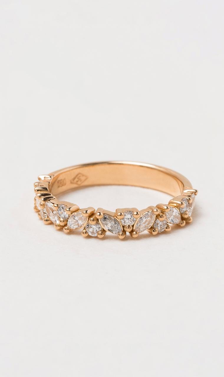 Hogans Family Jewellers 18K RG Diamond Band