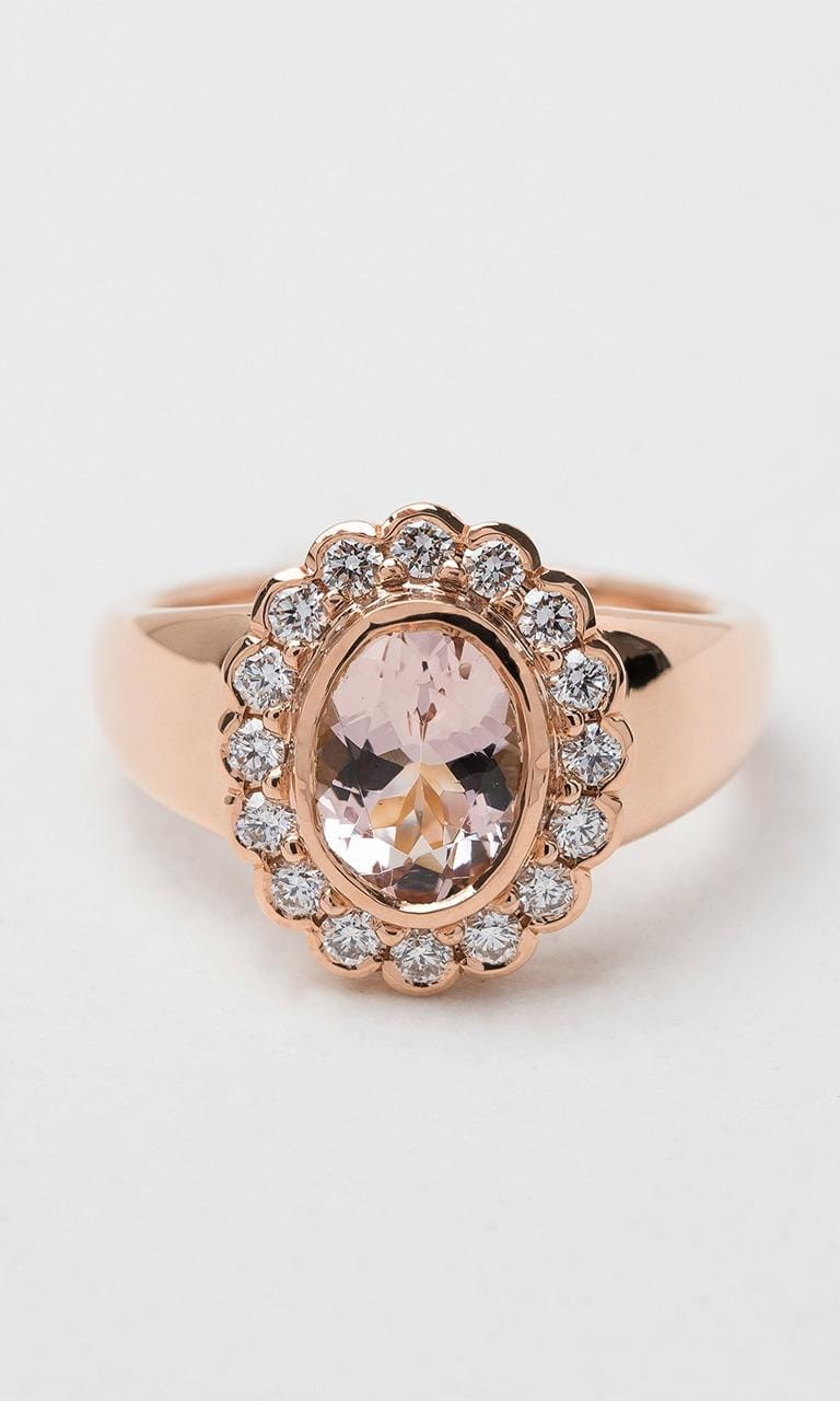 Hogans Family Jewellers 18K RG Oval Cut Morganite Daisy Signet Ring