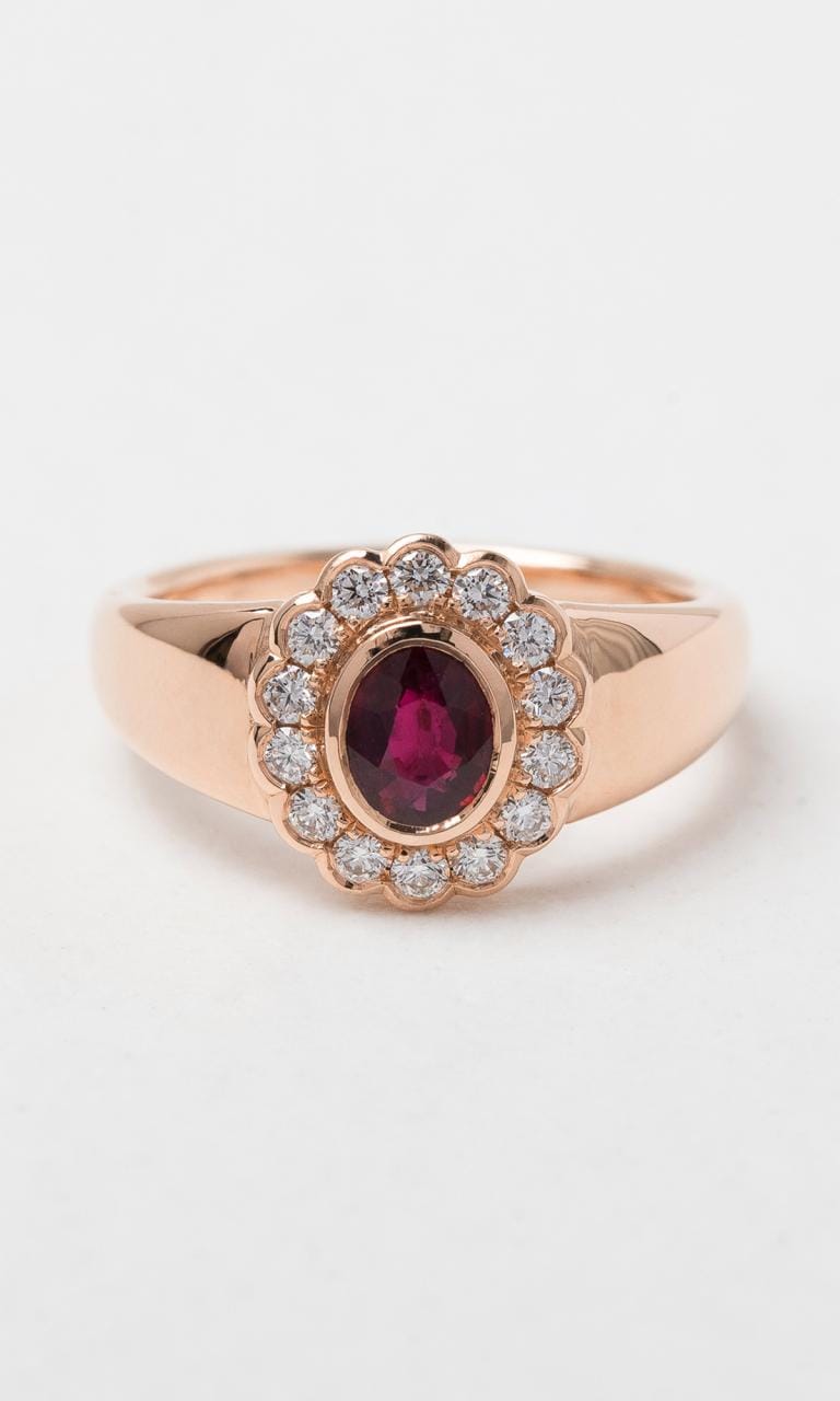 Hogans Family Jewellers 18K RG Oval Cut Ruby Daisy Signet Ring