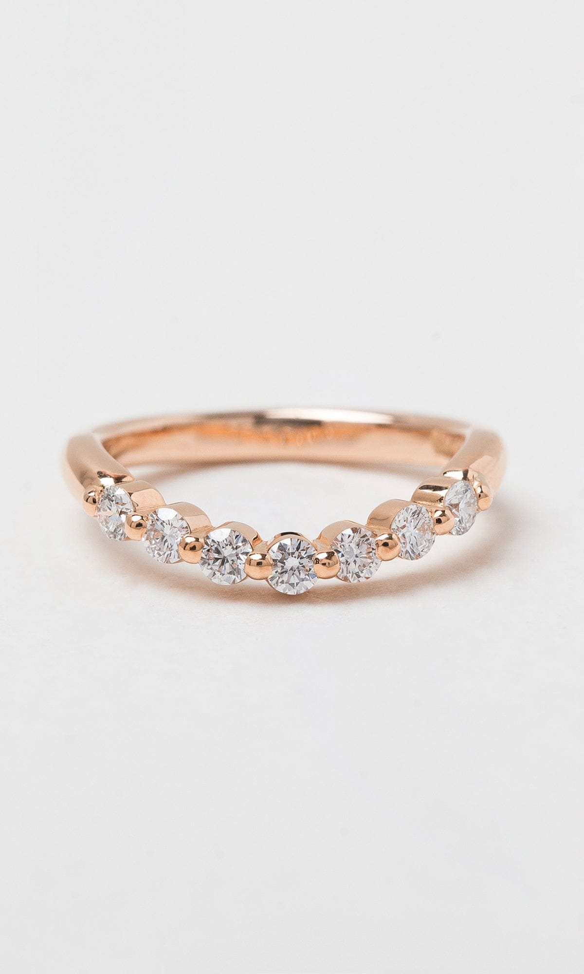 Hogans Family Jewellers 18K Small Round Brilliant Cut Diamond Signet Huggie Band