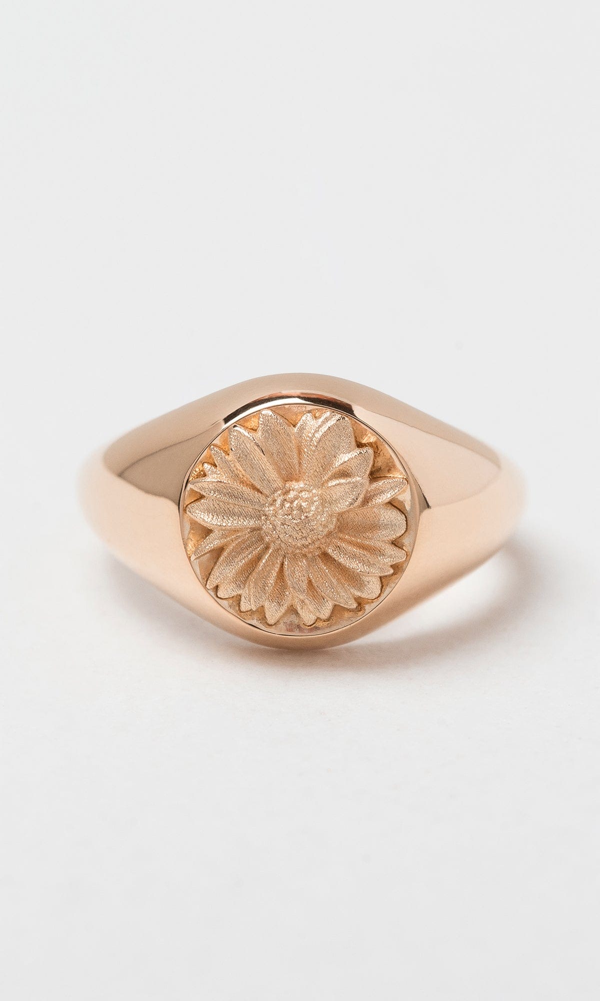 Hogans Family Jewellers 18K Sunflower Signet Ring
