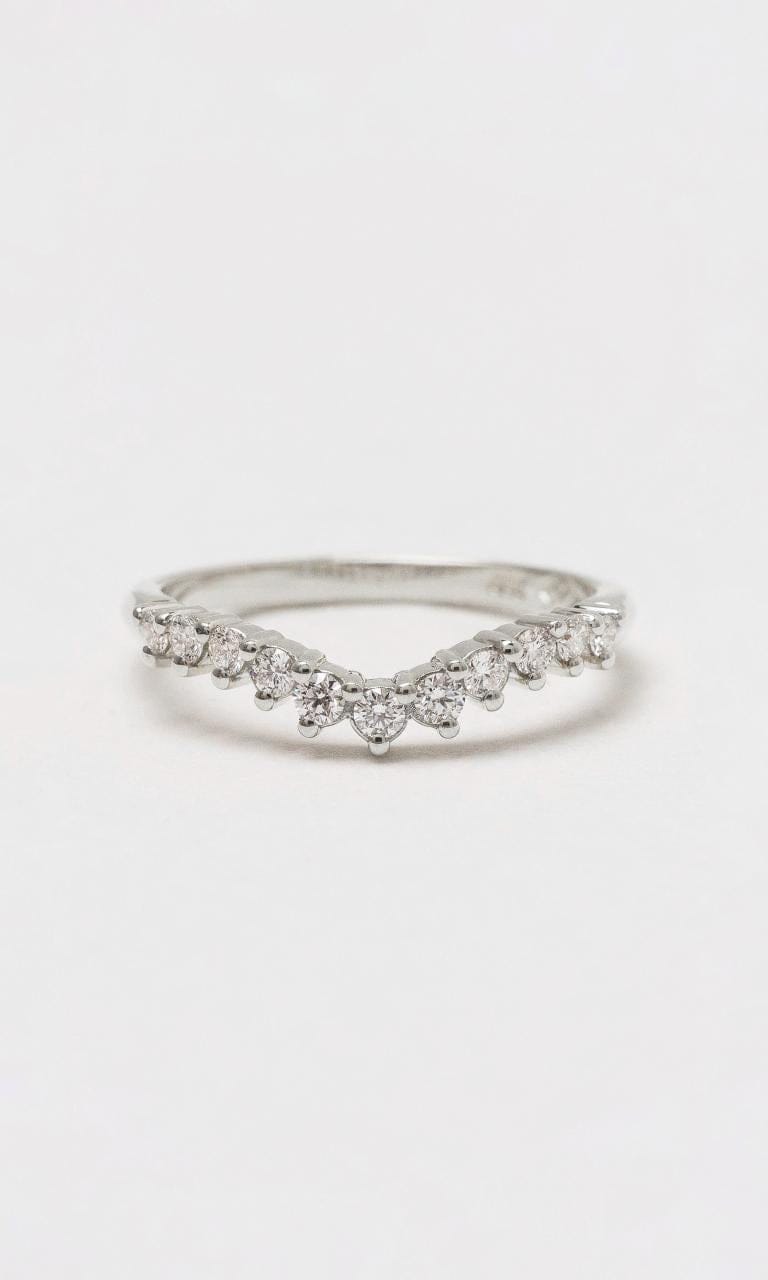 Hogans Family Jewellers 18K WG 0.25 TDW Round Brilliant Cut Diamond Contoured Band