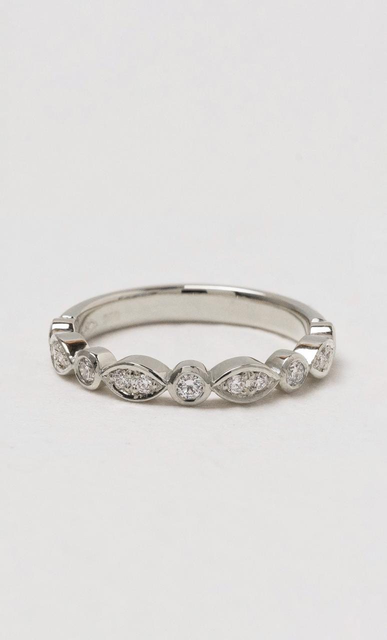 Hogans Family Jewellers 18K WG Boats and Dots Diamond Band