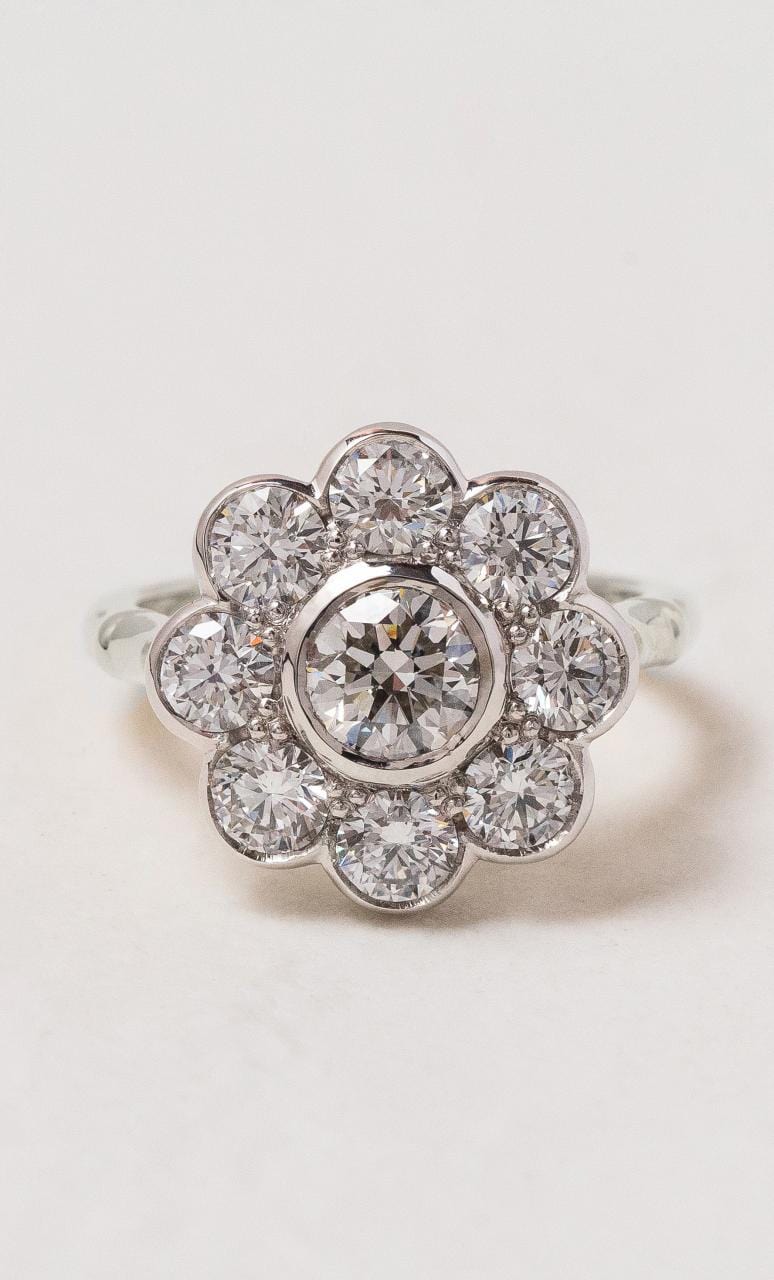 Hogans Family Jewellers 18K WG Diamond Daisy Cluster Ring