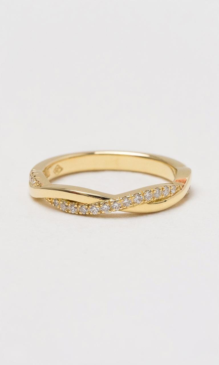 Hogans Family Jewellers 18K Yellow Gold Diamond Twist Band