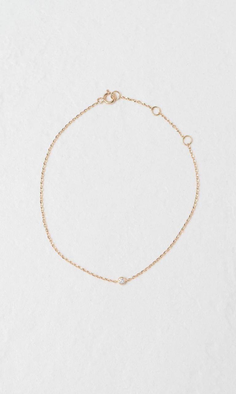 Hogans Family Jewellers 18K YG 0.03ct Round Brilliant Cut Diamond Bezel Set Bracelet