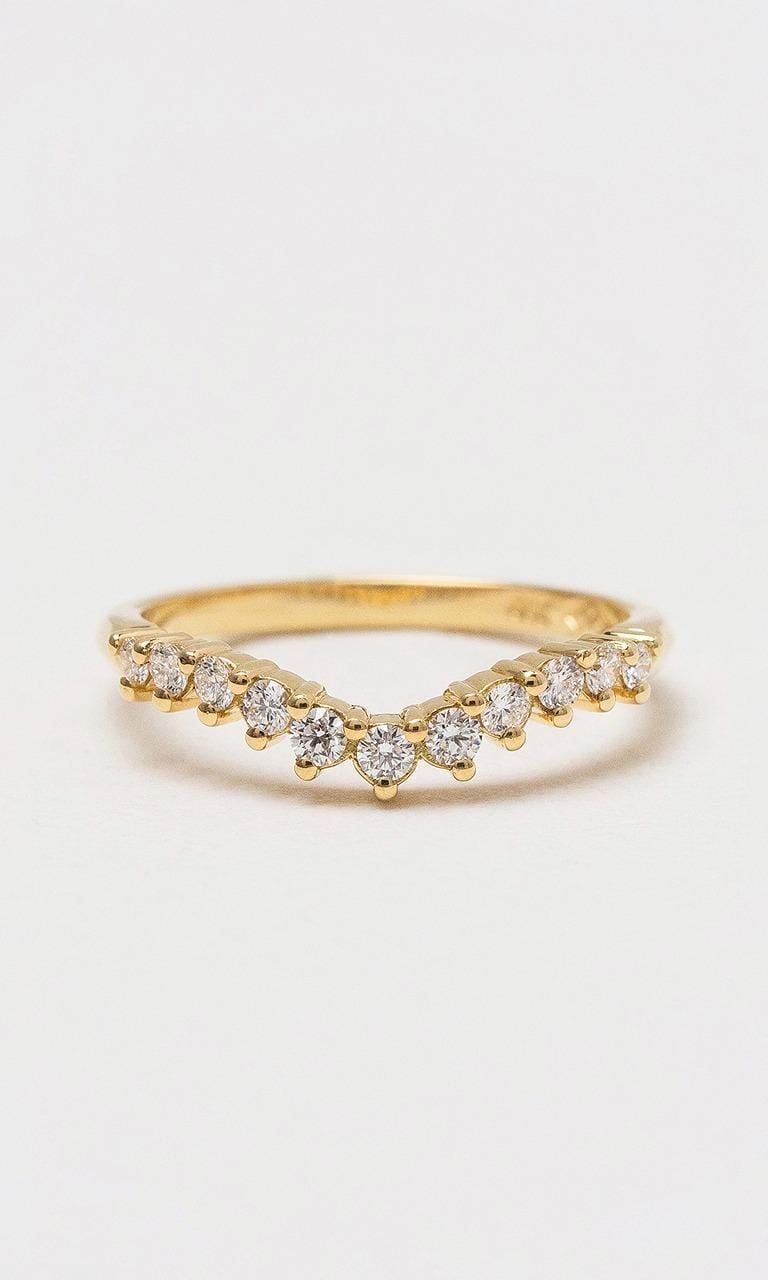 Hogans Family Jewellers 18K YG 0.25ct TDW Round Brilliant Cut Diamond Contoured Band