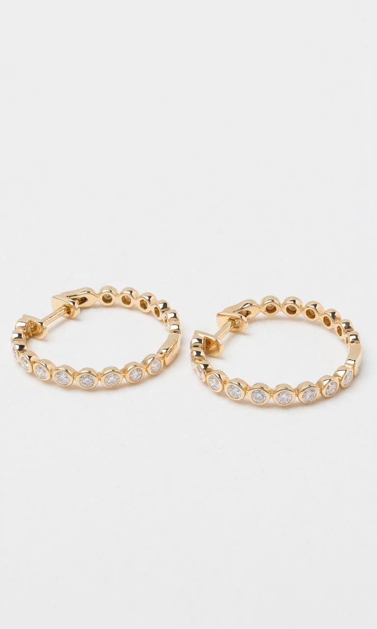 Hogans Family Jewellers 18K YG 0.67ct TDW Round Brilliant Cut Diamond Huggie Earrings