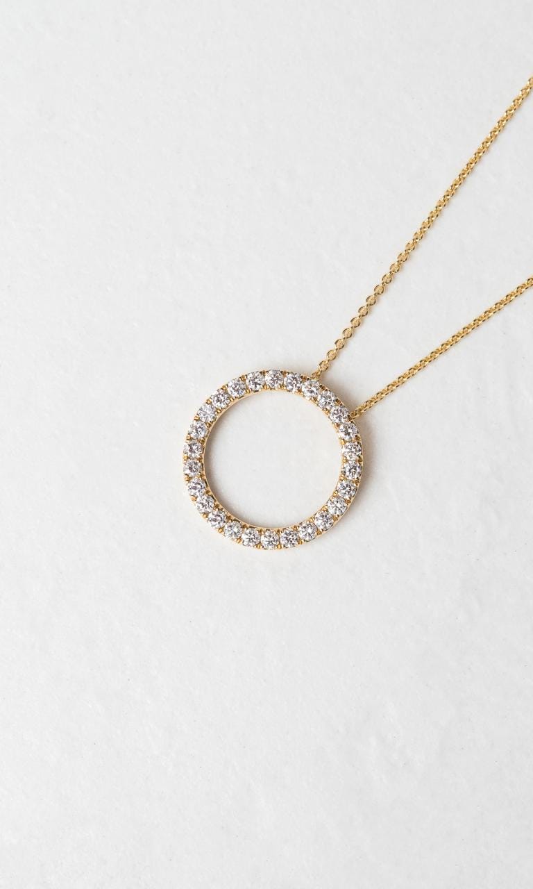 Hogans Family Jewellers 18K YG 0.72ct TDW Round Brilliant Cut Diamond Circular Pendant