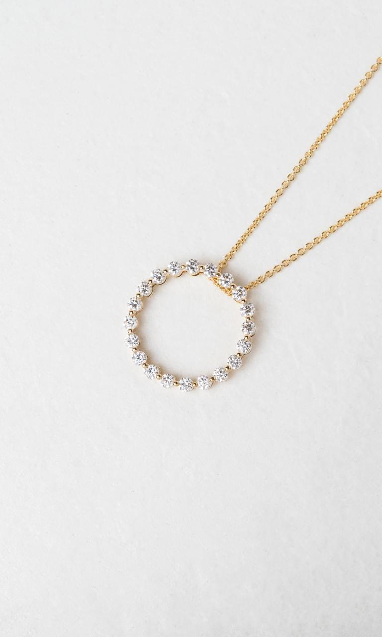 Hogans Family Jewellers 18K YG 0.73ct TDW Round Brilliant Cut Diamond Circular Pendant