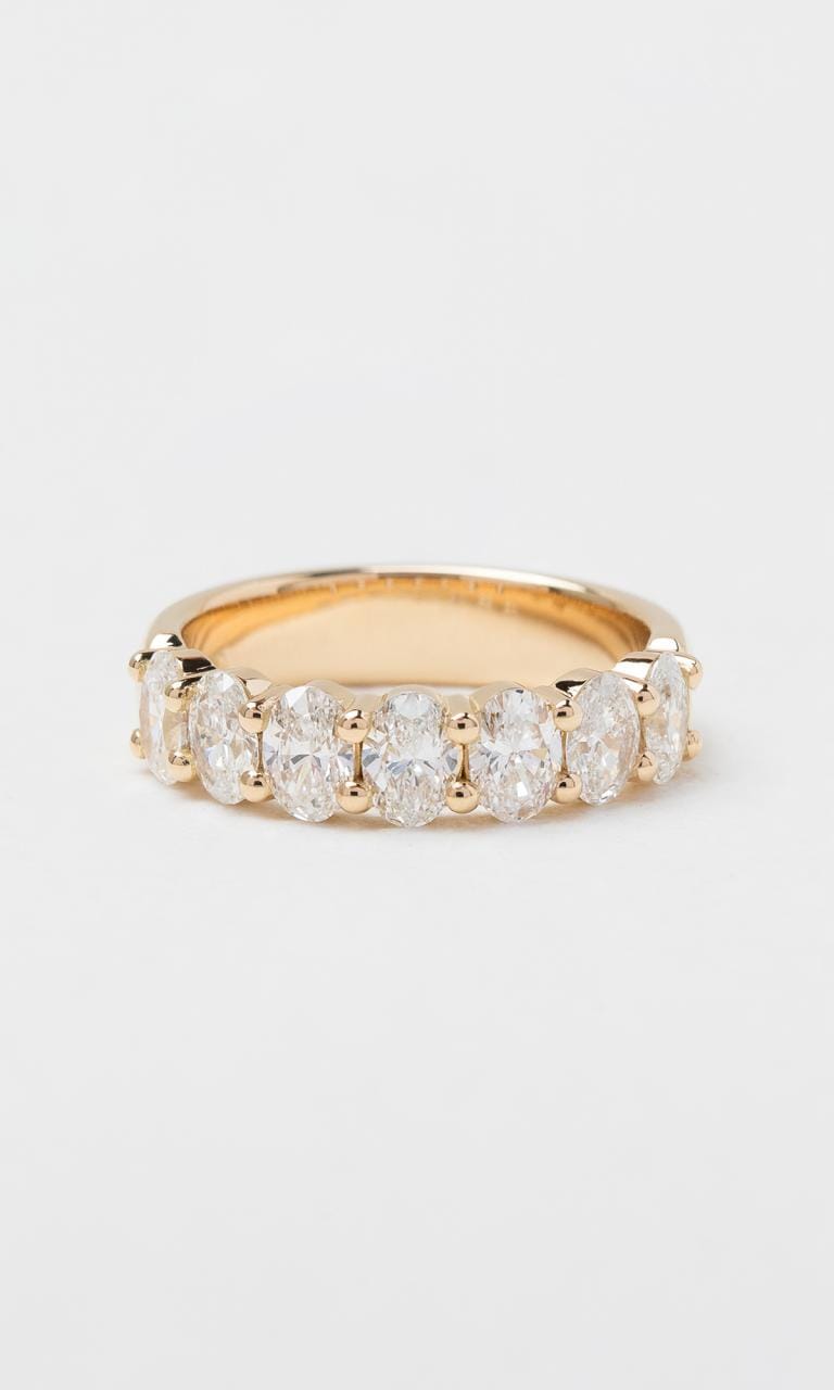 Hogans Family Jewellers 18K YG 1.46ct TDW Oval Cut Diamond Band