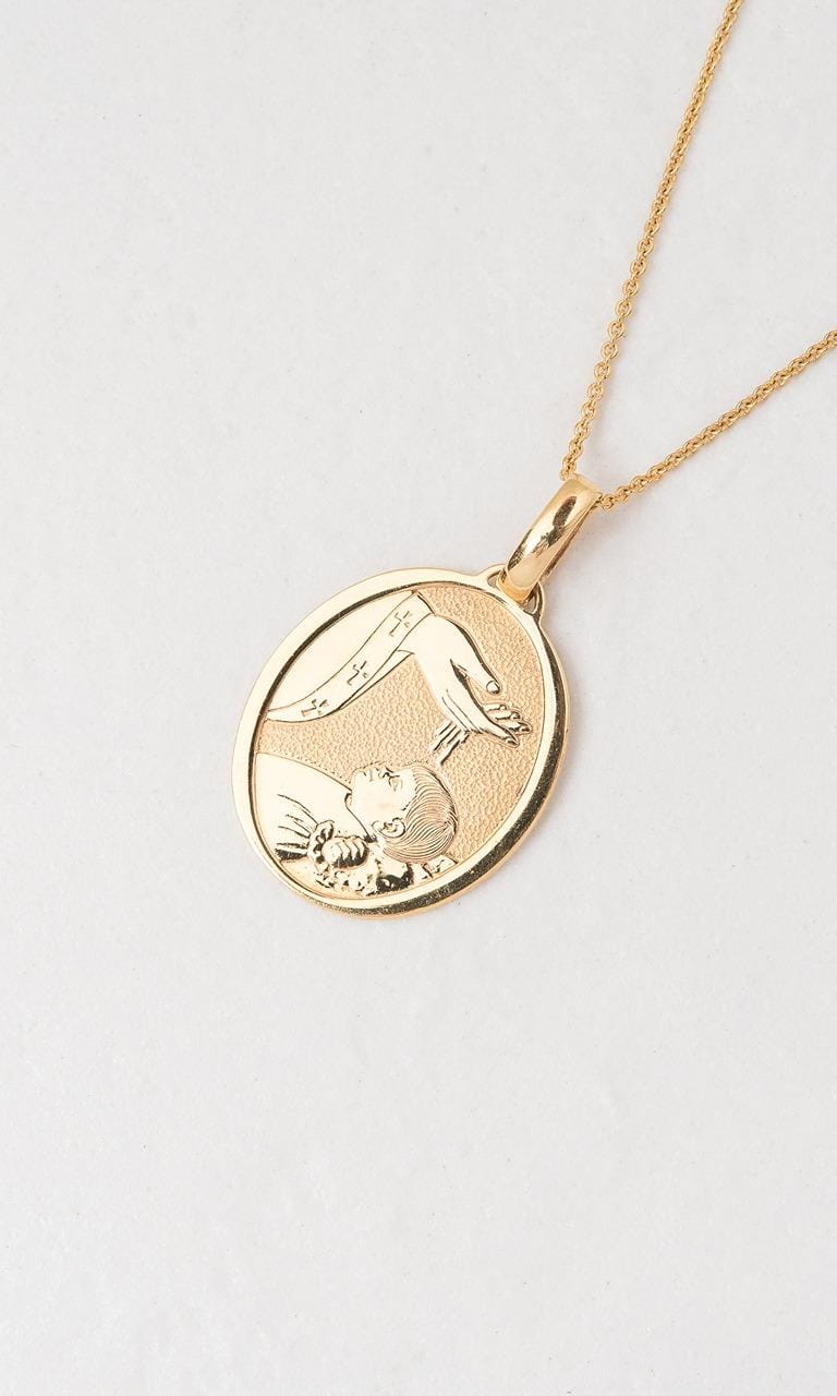 Hogans Family Jewellers 18K YG 20mm Religious Baptismal Disc Pendant