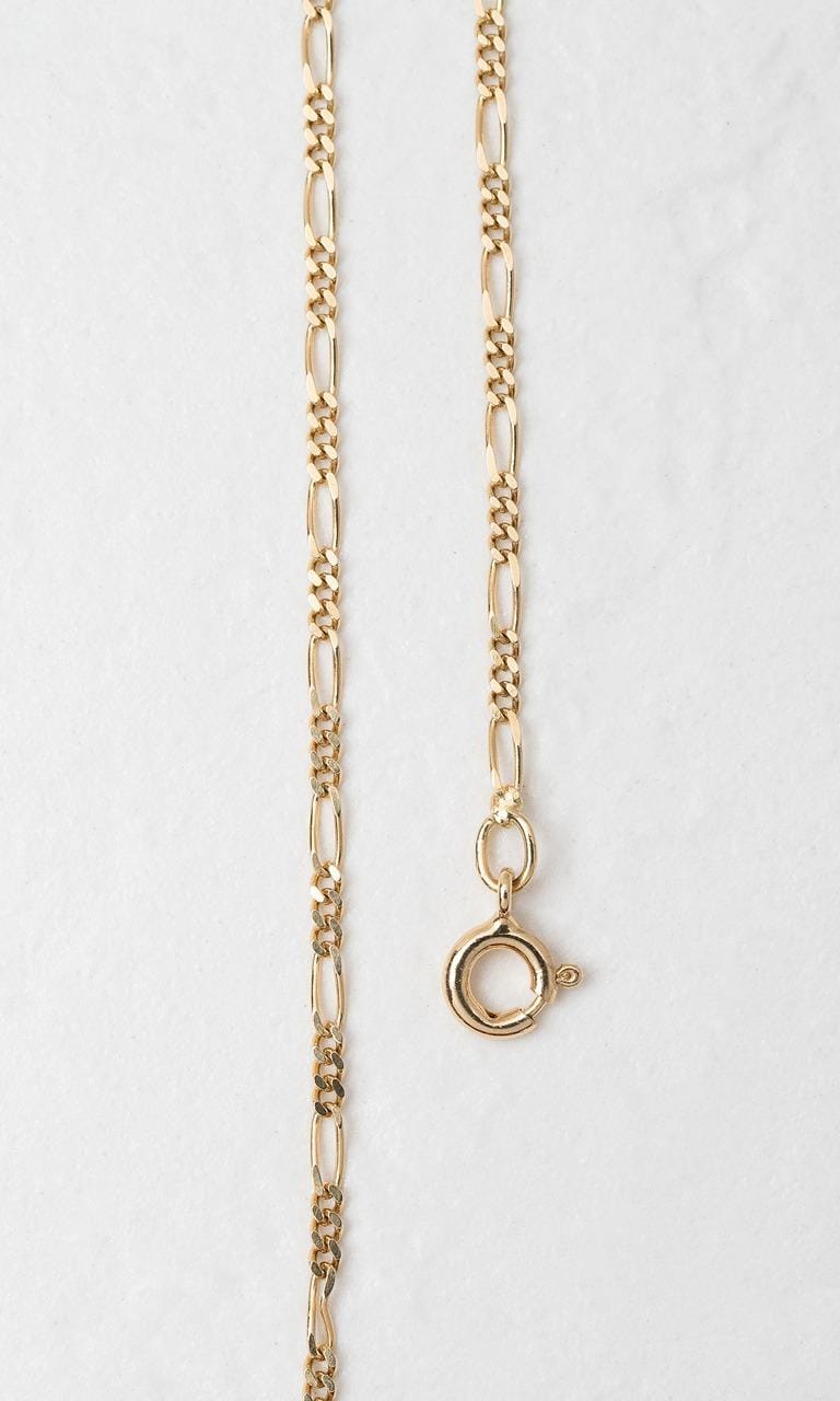 Hogans Family Jewellers 18K YG 46cm Figaro Link Chain Necklace