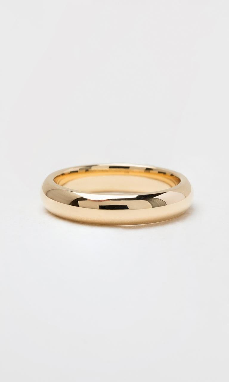 Hogans Family Jewellers 18K YG 4mm Plain Band
