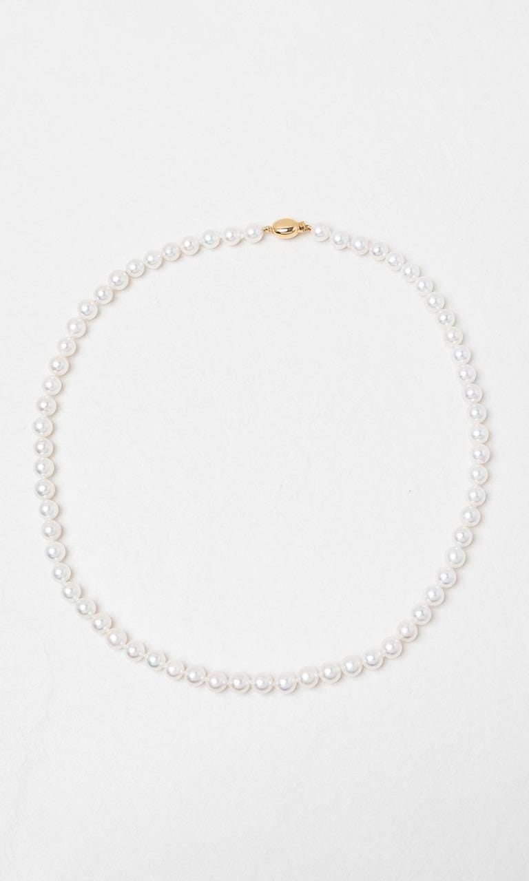 Hogans Family Jewellers 18K YG 5.5mm Freshwater Pearl Necklace