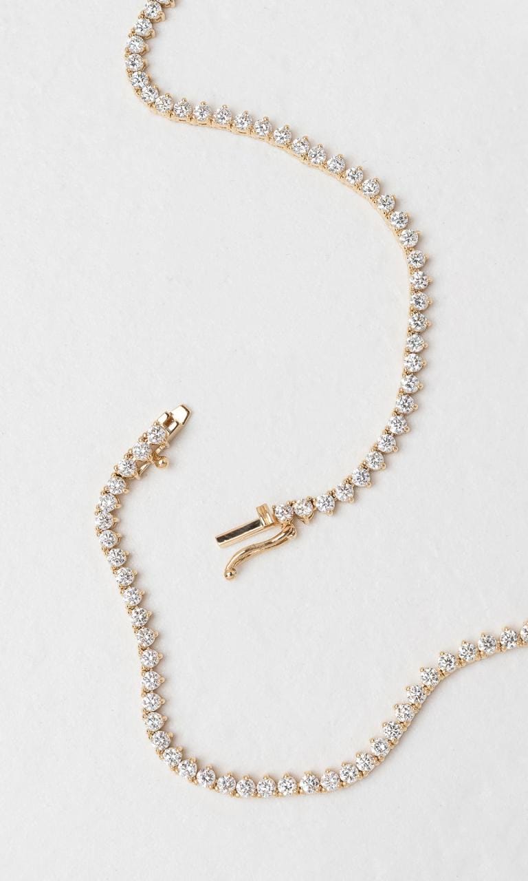 Hogans Family Jewellers 18K YG 7.34ct TDW Round Brilliant Cut Diamond Tennis Necklace