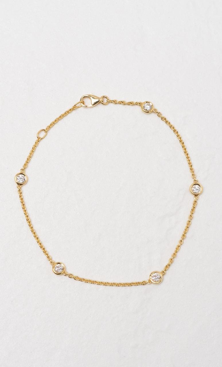 Hogans Family Jewellers 18K YG Bezel Set Diamond Bracelet