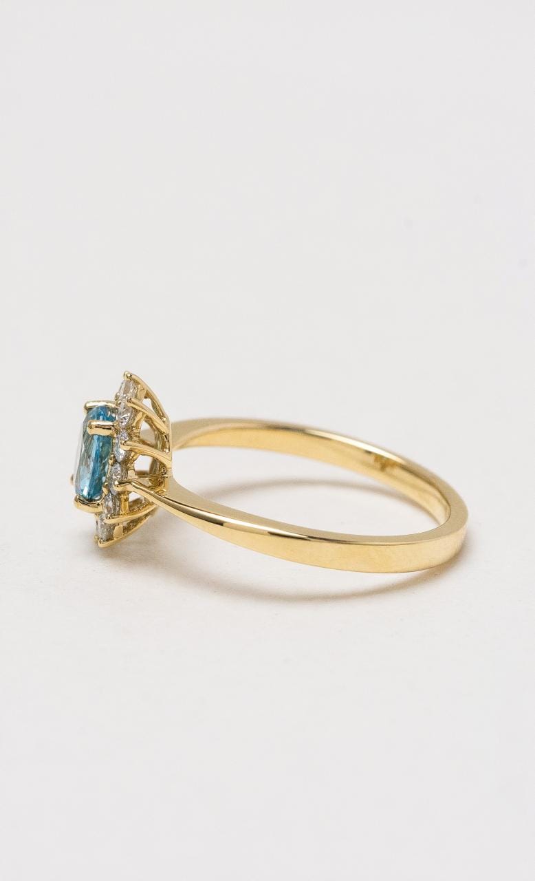 Hogans Family Jewellers 18K YG Blue Topaz Cluster Ring