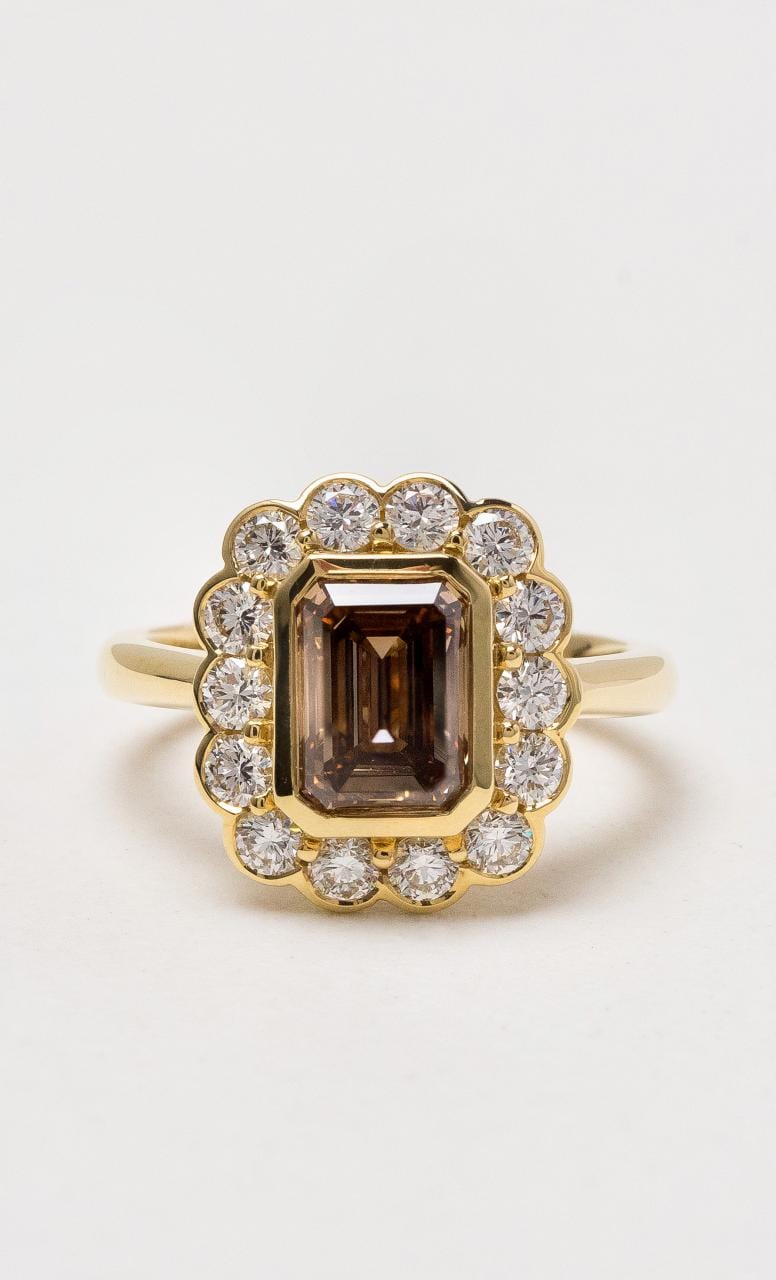 Hogans Family Jewellers 18K YG Emerald Cut Champagne Diamond Ring