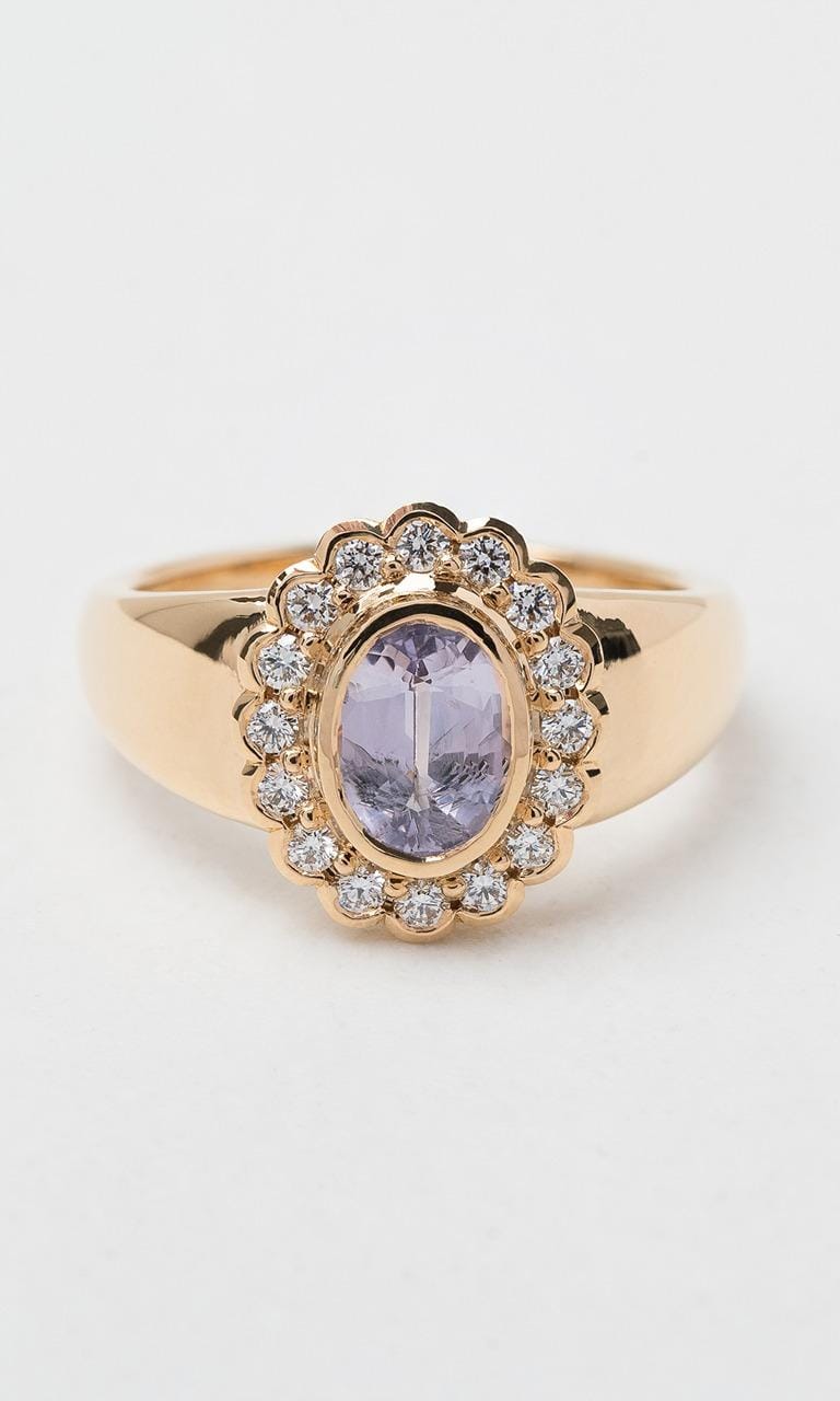 Hogans Family Jewellers 18K YG Oval Cut Sapphire Daisy Signet Ring