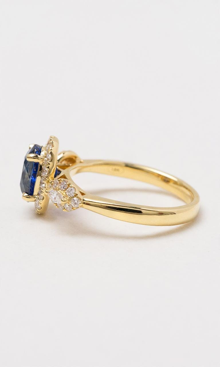 Hogans Family Jewellers 18K YG Oval Sapphire and Diamond Ring