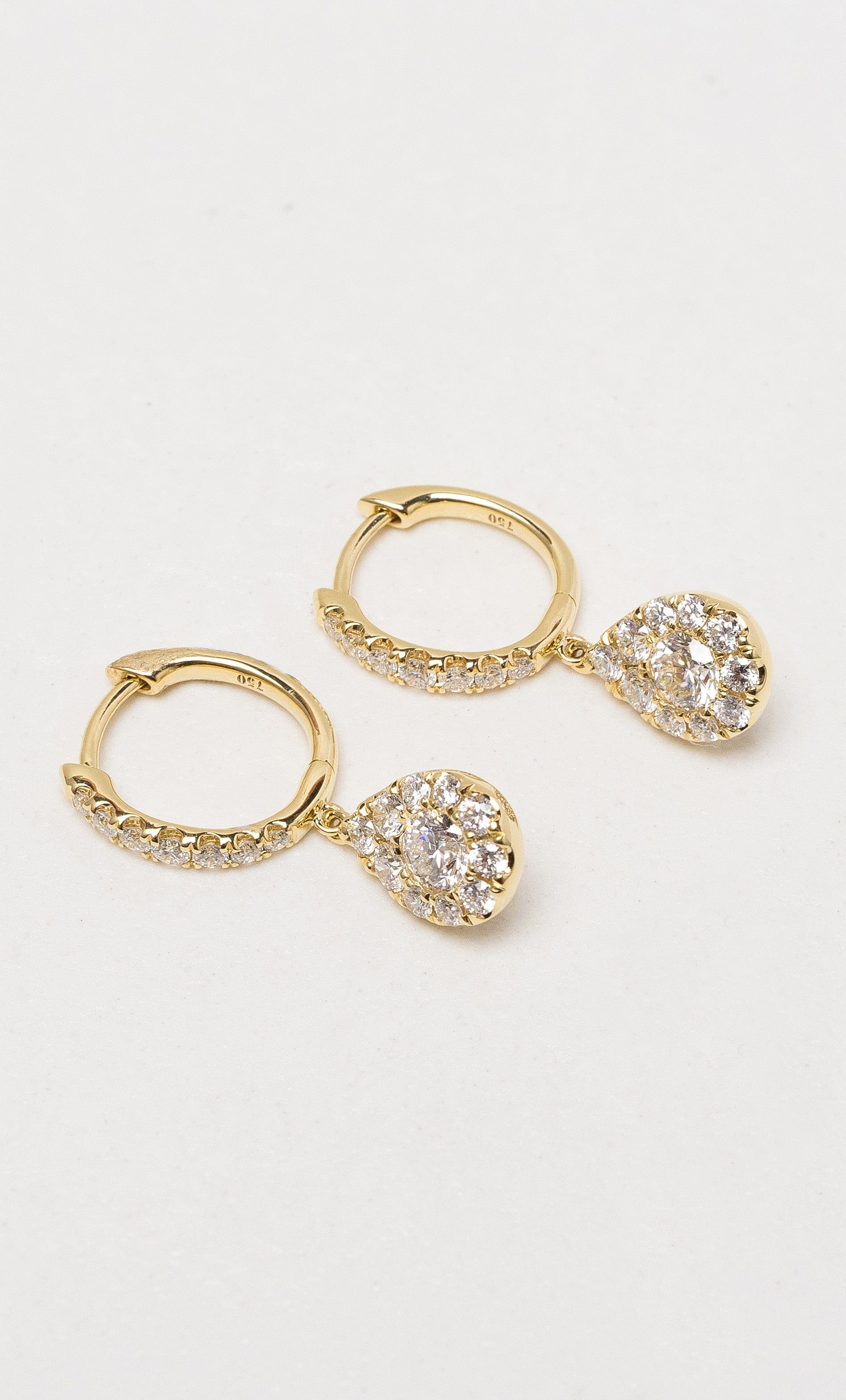 Hogans Family Jewellers 18K YG Pear Shaped Diamond Drop Earrings