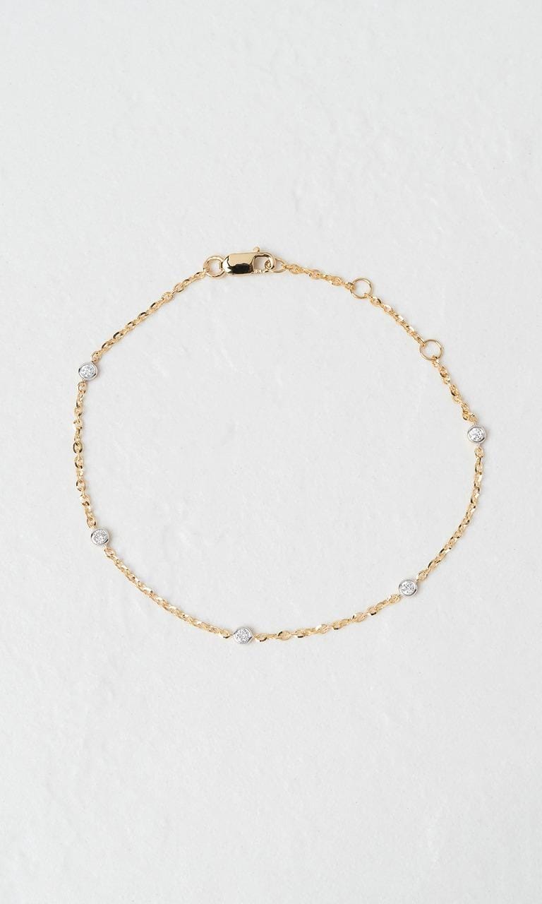 Hogans Family Jewellers 18K YWG 0.15ct TDW Round Brilliant Cut Diamond Bracelet