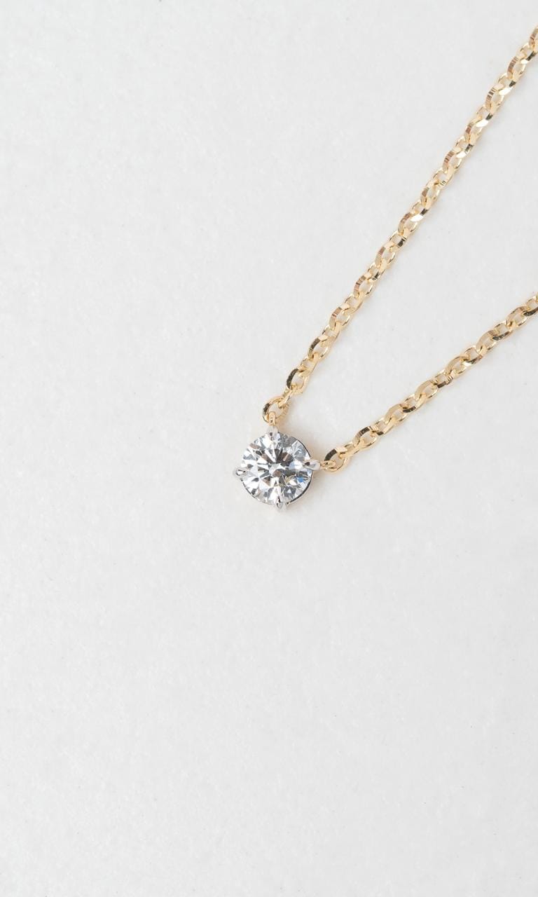 Hogans Family Jewellers 18K YWG 0.30ct Round Brilliant Cut Diamond Solitaire Necklace