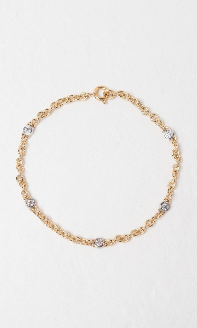 Hogans Family Jewellers 18K YWG 0.35ct TDW Round Brilliant Cut Bezel Set Diamond Bracelet