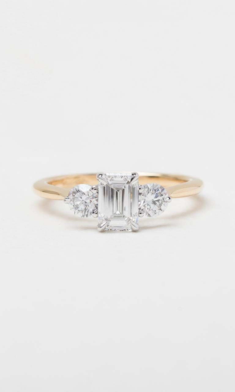 Hogans Family Jewellers 18K YWG 1.20ct TDW Emerald Cut Diamond Trilogy Ring