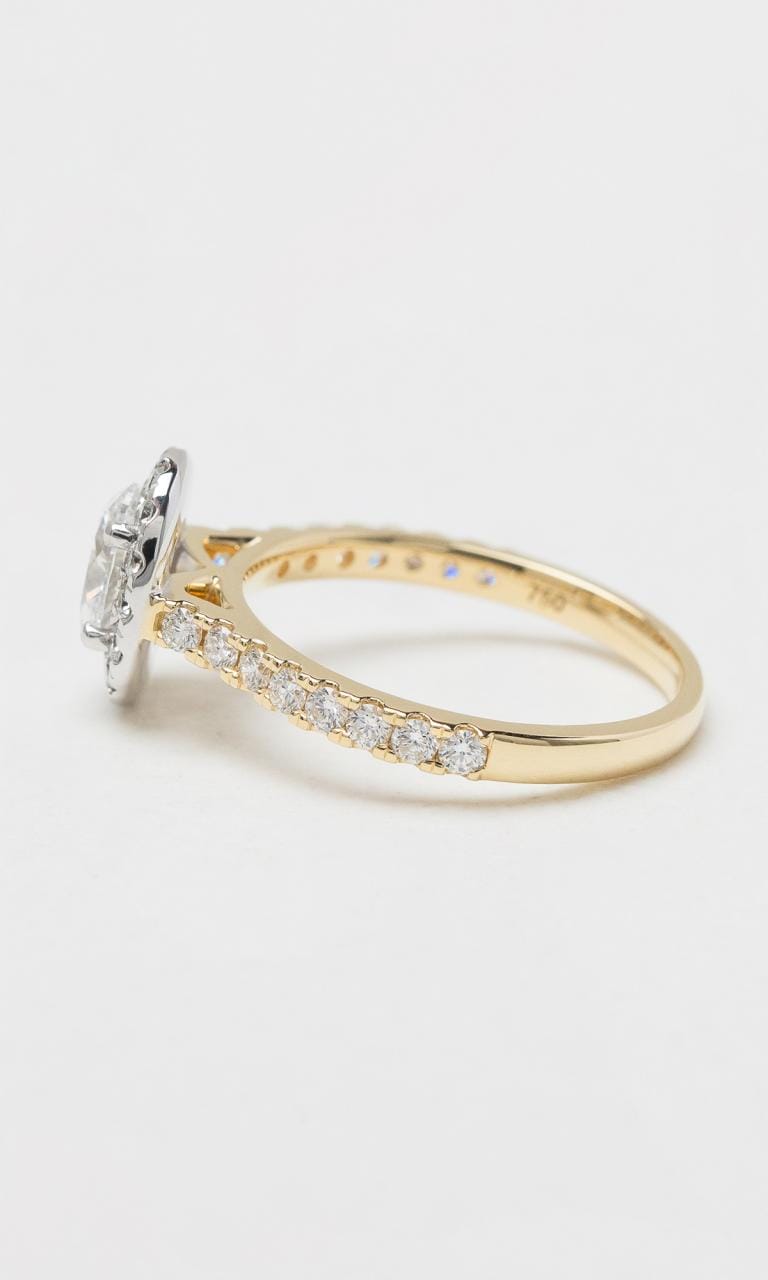 Hogans Family Jewellers 18K YWG 1.25ct TDW Oval Cut Diamond Halo Ring