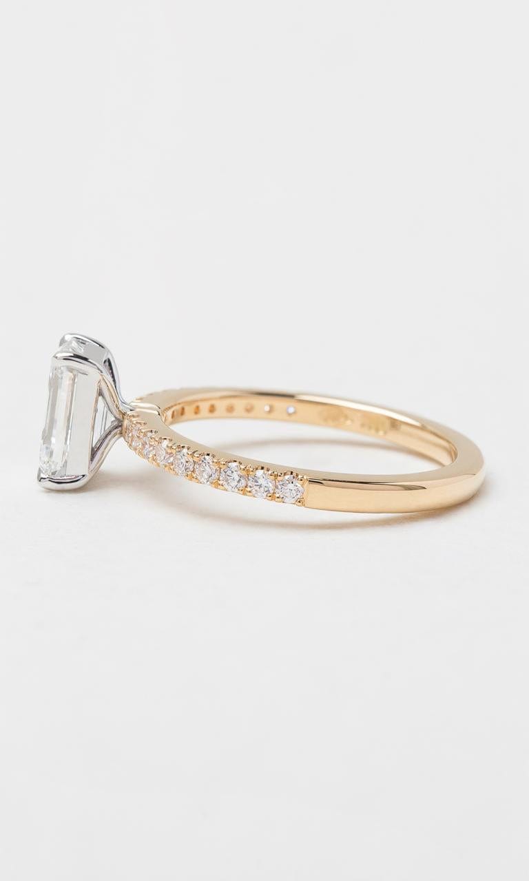 Hogans Family Jewellers 18K YWG 1.65ct TDW Emerald Cut Diamond Solitaire Ring