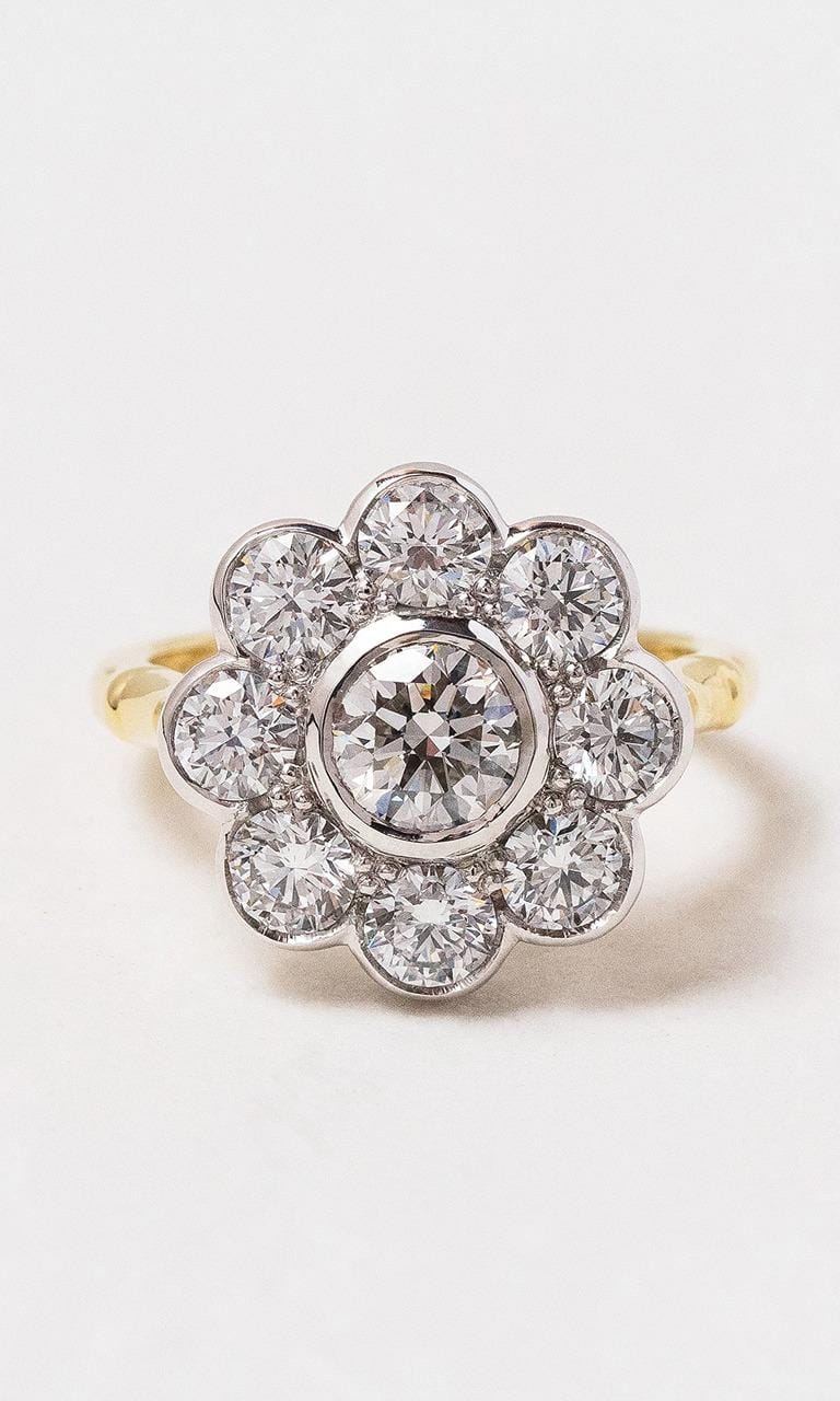 Hogans Family Jewellers 18K YWG 2.27ct TDW Round Brilliant Cut Diamond Floral Halo Ring