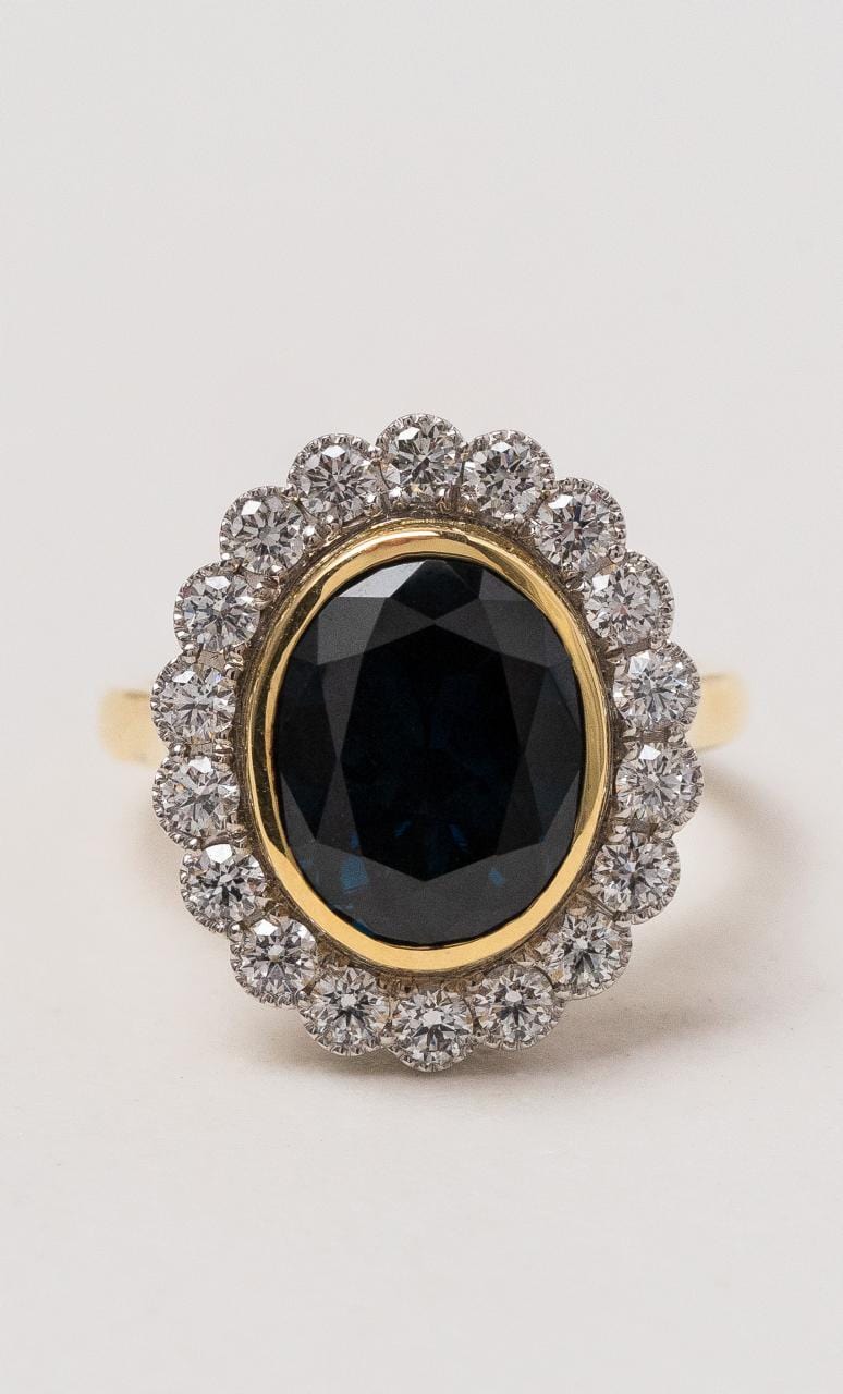 Hogans Family Jewellers 18K YWG Australian Sapphire Cluster Ring