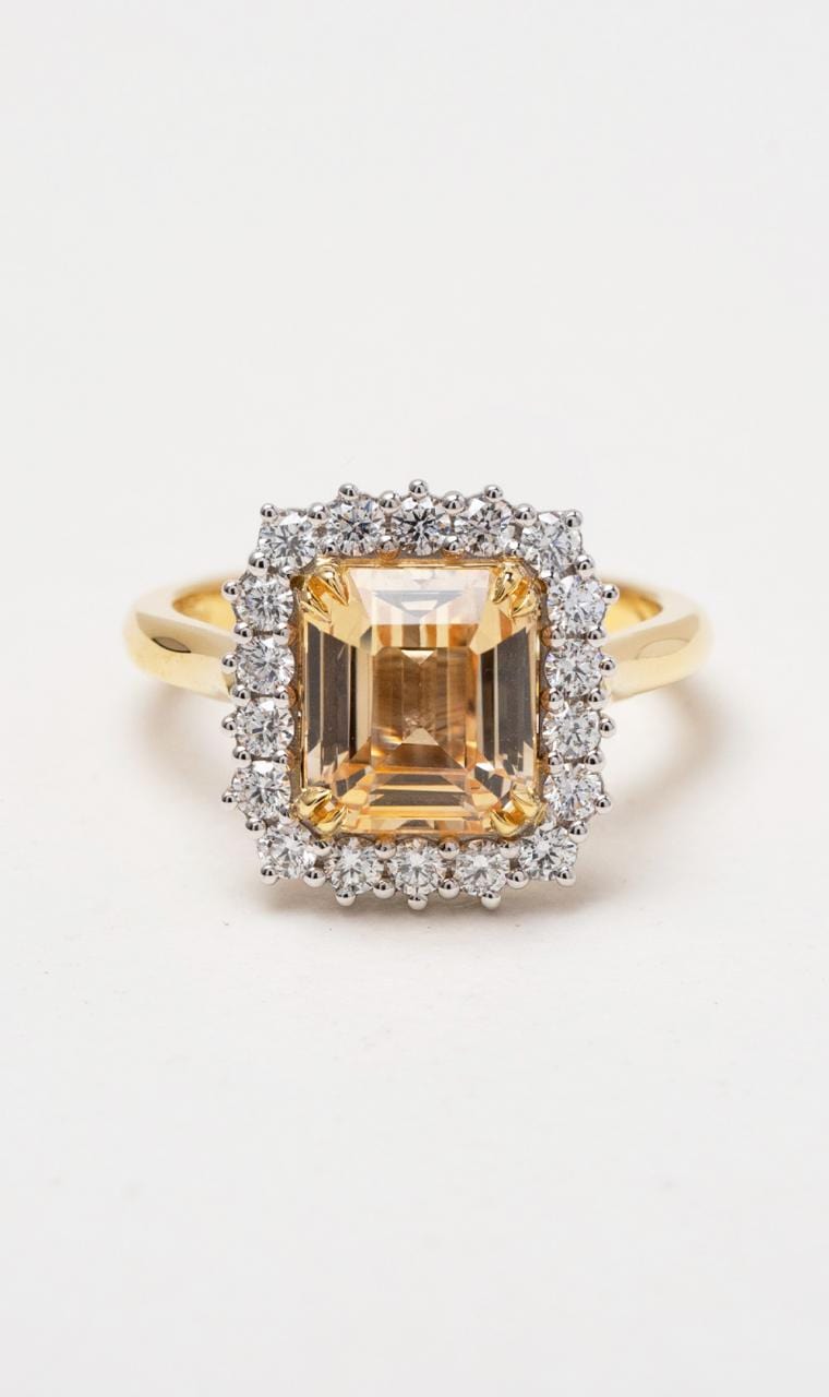 Hogans Family Jewellers 18K YWG Emerald Cut Peach Sapphire Ring