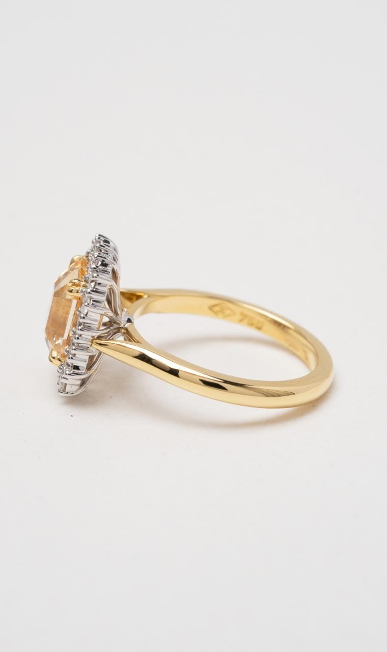 Hogans Family Jewellers 18K YWG Emerald Cut Peach Sapphire Ring