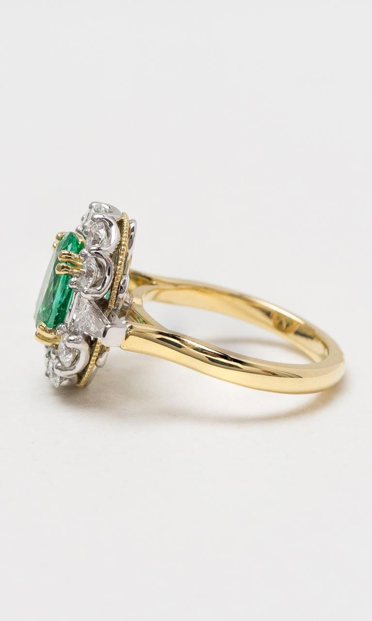 Hogans Family Jewellers 18K YWG Oval Emerald Cluster Dress Ring